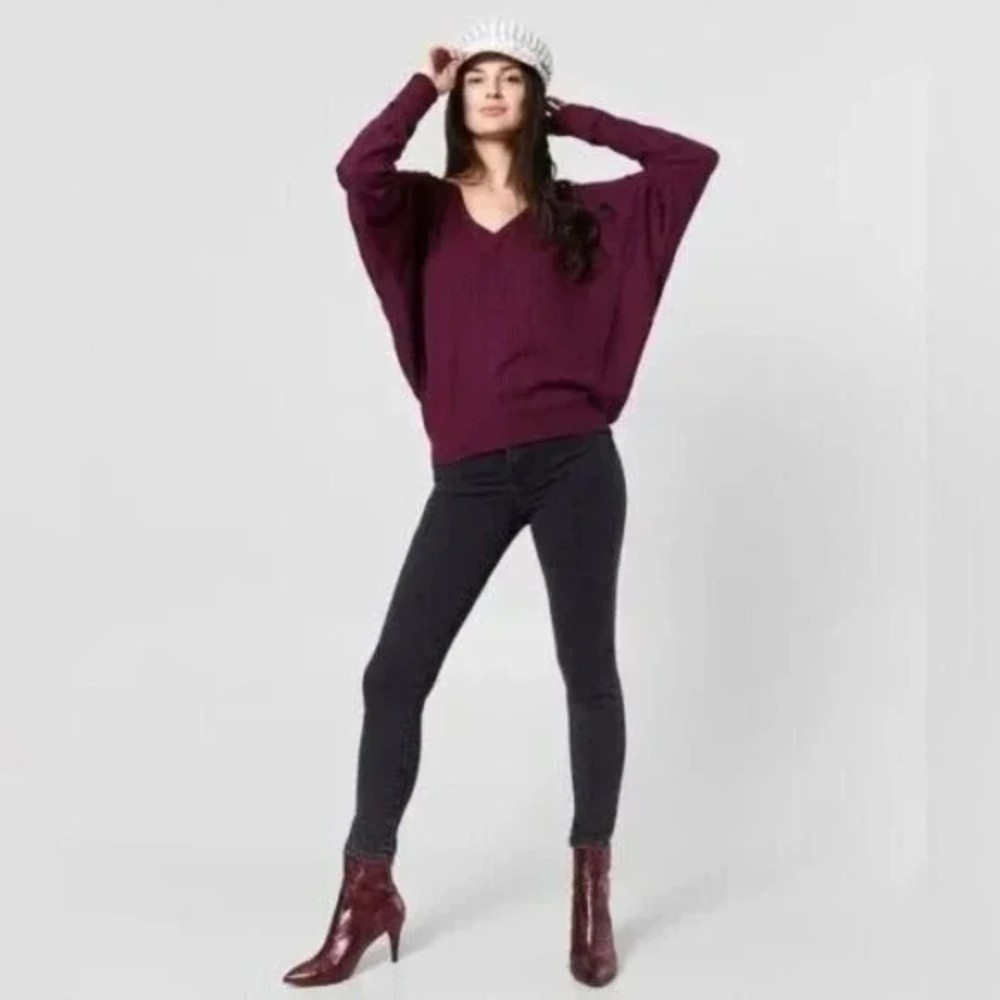 Free People NWT Santa Clara Thermal Long Sleeve V Neck Top Mulberry Small New
